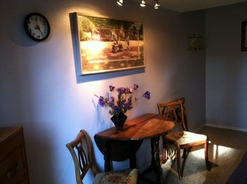 Holly's Place *